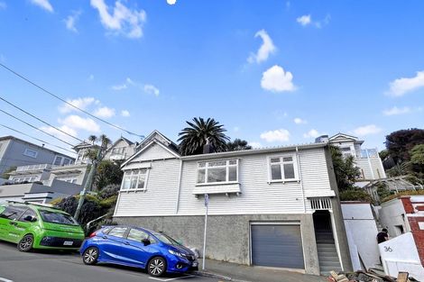 Photo of property in 38 Hawker Street, Mount Victoria, Wellington, 6011