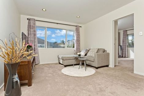 Photo of property in 61 Madison Terrace, Silverdale, 0932