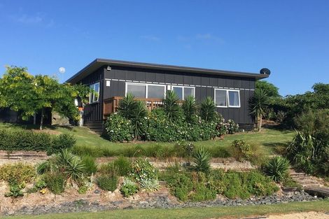 Photo of property in 53b Cemetery Road, Te Arai, Wellsford, 0975