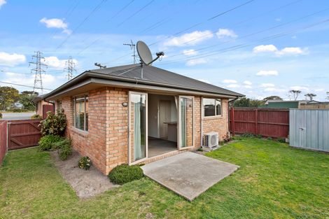 Photo of property in 2/318 Waterloo Road, Islington, Christchurch, 8042