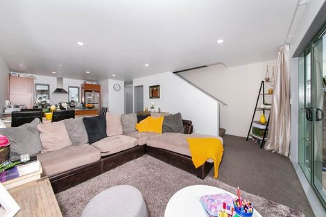 Photo of property in 17/42 Holly Street, Avondale, Auckland, 1026