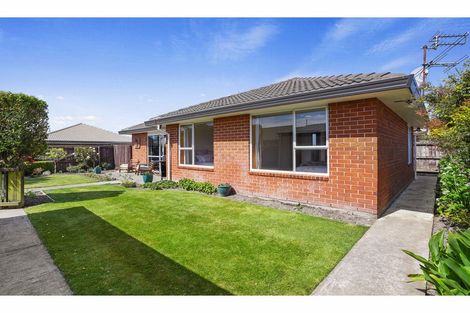 Photo of property in 1/48 Shannon Place, Belfast, Christchurch, 8051