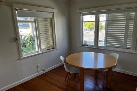 Photo of property in 1/19 Huron Street, Takapuna, Auckland, 0622