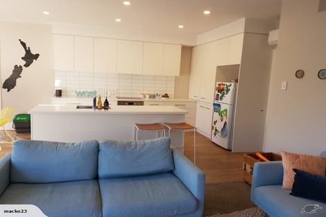 Photo of property in 27 Somerfield Street, Somerfield, Christchurch, 8024