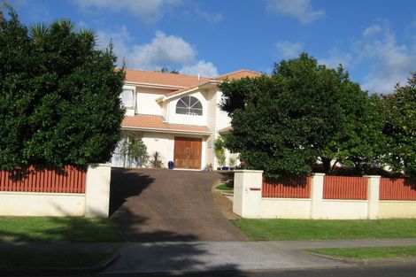 Photo of property in 5 Wiltshire Place, Somerville, Auckland, 2014