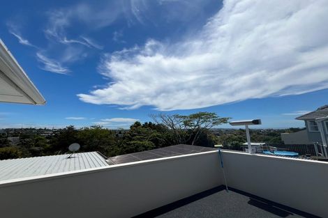Photo of property in 22 Monarch Avenue, Hillcrest, Auckland, 0627