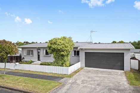 Photo of property in 1 Churchill Street, Pukekohe, 2120