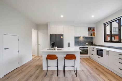 Photo of property in 17 Marsics Street, Glen Innes, Auckland, 1072