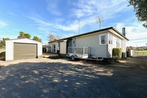 Photo of property in 9 Koutu Road, Koutu, Rotorua, 3010