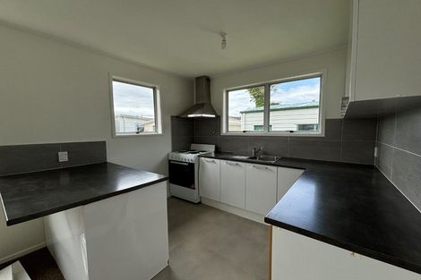Photo of property in 2 Hobman Place, Manurewa, Auckland, 2102