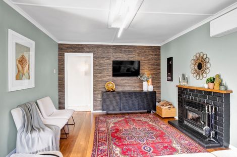 Photo of property in 19 Lawry Street, Blagdon, New Plymouth, 4310