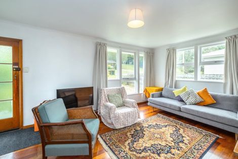 Photo of property in 10 Watt Street, Featherston, 5710