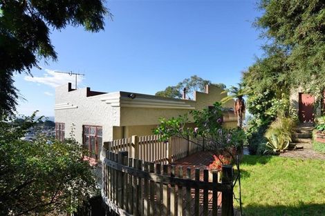 Photo of property in 28 Norfolk Street, Saint Clair, Dunedin, 9012