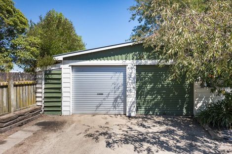 Photo of property in 44 Lombard Street, Palmerston North, 4410