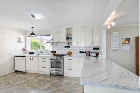 Photo of property in 8 Turner Place, Riversdale, Blenheim, 7201