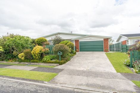 Photo of property in 8 Hillary Street, Chedworth, Hamilton, 3210