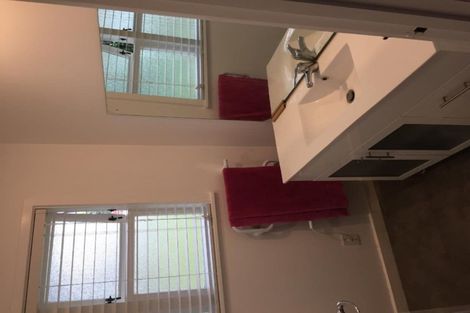 Photo of property in 74 Forest Lake Road, Forest Lake, Hamilton, 3200