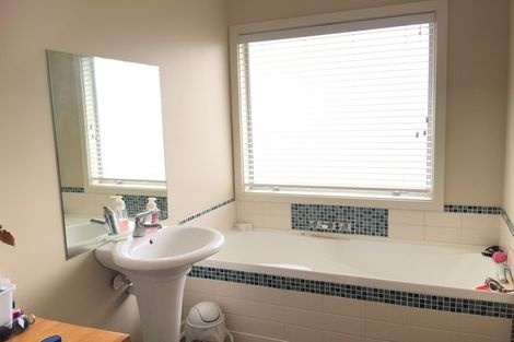 Photo of property in 1/46 Bryndwr Road, Fendalton, Christchurch, 8052