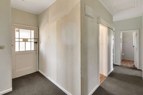 Photo of property in 27 Jackson Street, College Estate, Whanganui, 4500