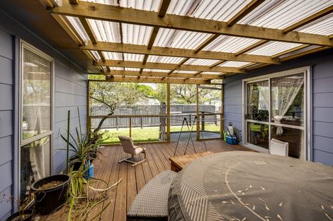 Photo of property in 4 Palgrave Avenue, Flaxmere, Hastings, 4120