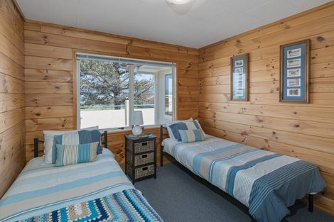 Photo of property in 102 Corokia Place, Matarangi, Whitianga, 3592