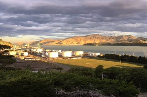 Photo of property in 1 Park Terrace, Lyttelton, 8082