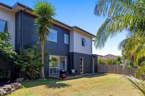 Photo of property in 4b Astrolabe Place, Gulf Harbour, Whangaparaoa, 0930