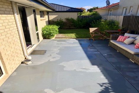 Photo of property in 2/220 Avonhead Road, Avonhead, Christchurch, 8042