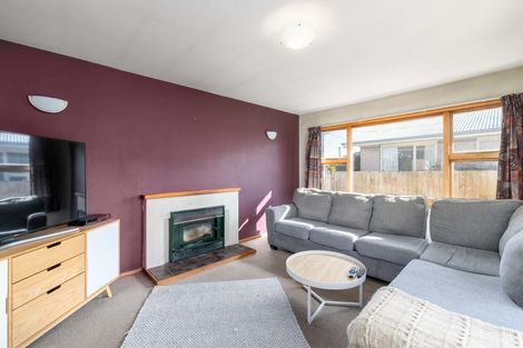 Photo of property in 21 Norrie Street, Redwood, Christchurch, 8051