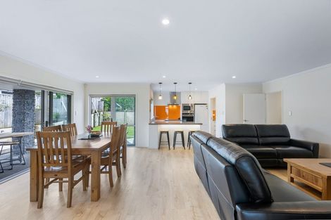 Photo of property in 17 Magnolia Lane, Kaukapakapa, Helensville, 0875