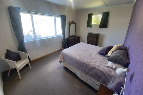 Photo of property in 33 Clifden Highway, Tuatapere, 9620