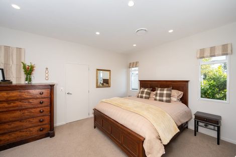 Photo of property in 14 Woodford Heights, Havelock North, 4130