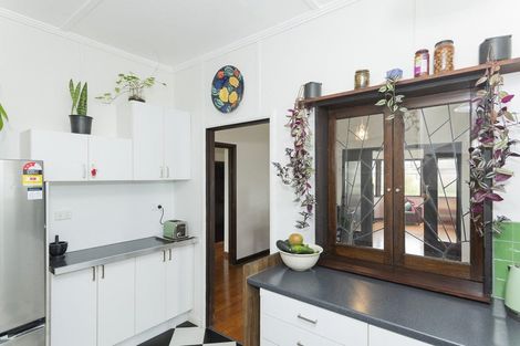 Photo of property in 37 Muir Street, Te Hapara, Gisborne, 4010