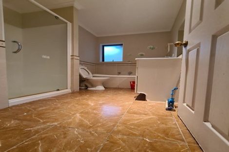 Photo of property in 229 Triangle Road, Massey, Auckland, 0614