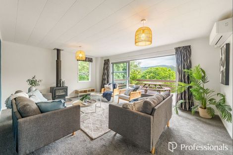 Photo of property in 86 Holborn Drive, Stokes Valley, Lower Hutt, 5019