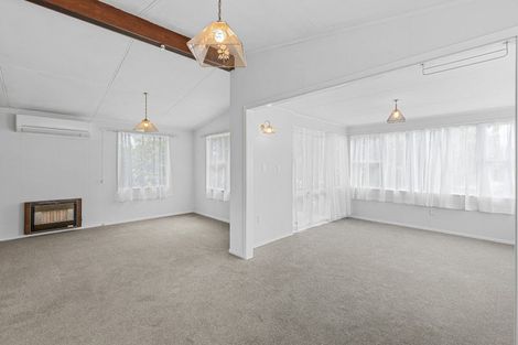 Photo of property in 40 Somerset Crescent, Highbury, Palmerston North, 4412