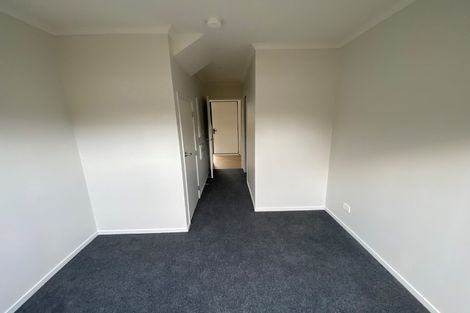 Photo of property in 5/5 Peachgrove Road, Te Atatu Peninsula, Auckland, 0610