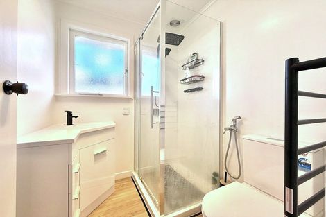 Photo of property in 38 Lyttelton Avenue, Forrest Hill, Auckland, 0620