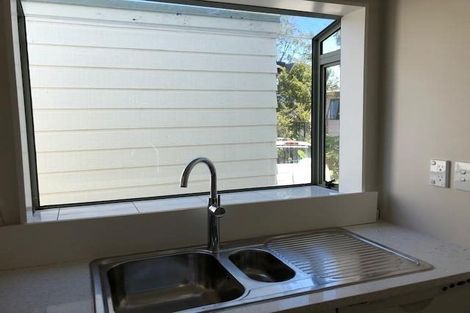 Photo of property in 4/102b Manuka Road, Bayview, Auckland, 0629