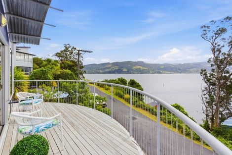 Photo of property in 40 Marine Parade, Macandrew Bay, Dunedin, 9014