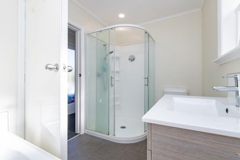 Photo of property in 19 Thomas Street, Stokes Valley, Lower Hutt, 5019