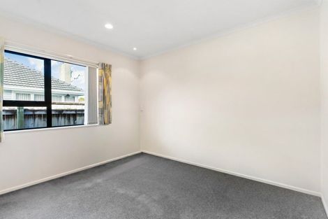 Photo of property in 12 Massey Street, Elderslea, Upper Hutt, 5018