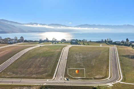 Photo of property in 31 Koreke Loop, Lake Hawea, 9382
