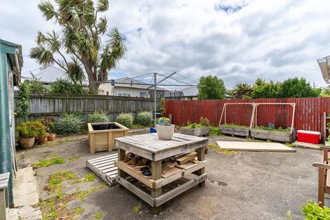 Photo of property in 258 Oxford Street, South Dunedin, Dunedin, 9012
