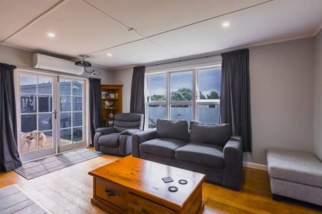 Photo of property in 12 Seddon Crescent, Marewa, Napier, 4110