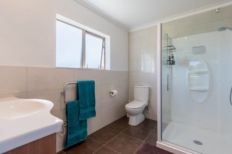 Photo of property in 66 The Drive, Paraparaumu Beach, Paraparaumu, 5032