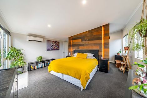 Photo of property in 71 Wyndrum Avenue, Waterloo, Lower Hutt, 5011