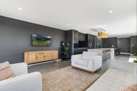 Photo of property in 12 Kuakua Close, Papamoa Beach, Papamoa, 3118