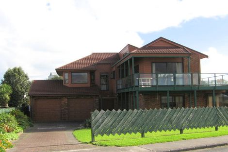 Photo of property in 8a Ngapara Street, Red Beach, 0932