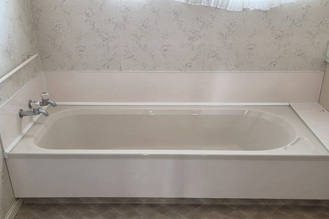 Photo of property in 1/47 South Road, Blagdon, New Plymouth, 4310